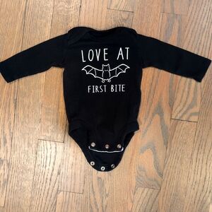 Newborn halloween onesie